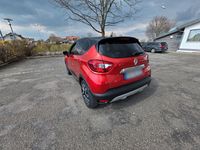 Gebraucht Renault Captur Elysee 118 PS (86 kW) 2016 Rot SUV
