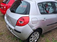 gebraucht Renault Clio III 1,2L 16V