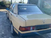 Gebraucht Mercedes 190 72 PS (52 kW) 1987 Gelb Limousine