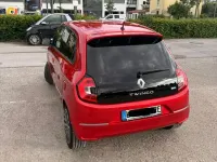 Używany Renault Twingo Intens 60 kW (82 KM) 2022 Czerwony Hatchback