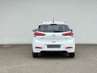 Gebraucht Hyundai i20 Passion 120 PS (88 kW) 2016 Weiß Kleinwagen