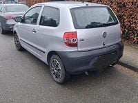 Gebraucht VW Fox 58 PS (42 kW) 2008 Grau Kleinwagen