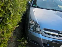 Begagnad Opel Vectra 155 HK (114 kW) 2004 Grå Kombi