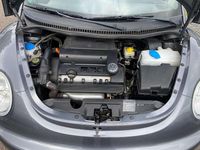 Gebraucht VW New Beetle 75 PS (55 kW) 2005 Platinumgrey metallic (metallic) Kleinwagen