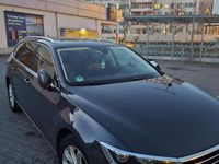 Gebraucht VW Passat Highline 190 PS (139 kW) 2015 Grau Kombi