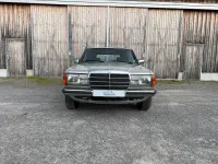 Gebraucht Mercedes 230 136 PS (100 kW) 1984 Silber Kombi