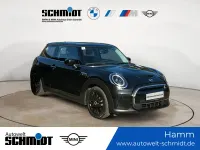 Gebraucht Mini Cooper SE Classic 135 kW (184 PS) 2023 (schwarz)  midnight black Kleinwagen