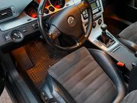 Gebraucht VW Passat 140 PS (102 kW) 2007 Schwarz Kombi