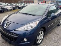 Gebraucht Peugeot 207 Active 120 PS (88 kW) 2013 Smaltblau/metalliclackierung Cabrio