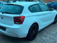 Gebraucht BMW 116 Advantage 136 PS (100 kW) 2013 Weiß Kleinwagen