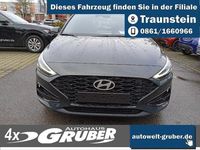 Neu Hyundai i30 Advantage 101 PS (74 kW) 2026 Cypress green Kombi