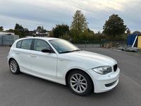 Gebraucht BMW 120 170 PS (125 kW) 2008 Weiß Kleinwagen
