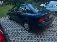 Gebraucht Ford Focus Ambiente 75 PS (55 kW) 2002 Blau Limousine