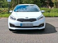 Usado Kia Ceed 101 HP (74 kW) 2018 Branco Citadino