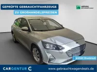 Gebraucht Ford Focus Cool & Connect 120 PS (88 kW) 2021 Other Limousine