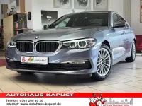 Gebraucht BMW 530 Sport Line 265 PS (194 kW) 2017 Blau Limousine