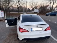 Gebraucht Mercedes CLA180 122 PS (89 kW) 2016 Weiß Limousine