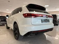 Gebraucht VW Touareg R-line 231 PS (169 kW) 2025 Weiß SUV