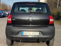 Gebraucht VW Fox 55 PS (40 kW) 2006 Schwarz Kleinwagen