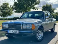 Gebraucht Mercedes 250 140 PS (102 kW) 1983 Silber Limousine