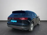 Gebraucht VW Touareg Basis 231 PS (169 kW) 2025 Grenadillschwarz metallic (metallic) SUV