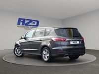 Gebraucht Ford S-MAX Titanium 179 PS (131 kW) 2017 Grau Van / Kleinbus