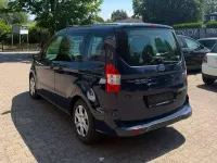 Gebraucht Ford Tourneo Trend 101 PS (74 kW) 2015 Blau Kombi