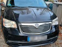 Gebraucht Lancia Voyager 179 PS (131 kW) 2012 Schwarz Van / Kleinbus