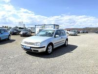 Second-hand VW Golf IV 75 CP (55 kW) 2001 Argintiu Berlinǎ
