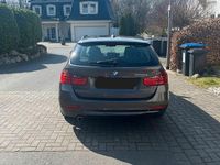 Gebraucht BMW 320 184 PS (135 kW) 2013 Braun Kombi