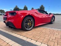 Gebraucht Ferrari 488 669 PS (492 kW) 2018 Rot Cabrio