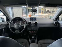 gebraucht Audi A1 Sportback attraction Navi*SitzH*Garantie