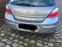 Gebraucht Opel Astra 95 PS (69 kW) 2004 Silber Kleinwagen