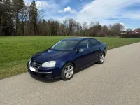 Occasion VW Jetta 105 ch (77 kW) 2008 Bleue Berline