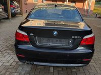Gebraucht BMW 523 Exclusive 190 PS (139 kW) 2009 Schwarz Limousine