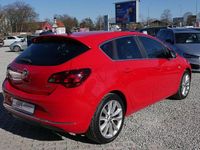 Gebraucht Opel Astra 165 PS (121 kW) 2013 Power rot/traffic red Kleinwagen
