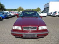 Gebraucht Volvo 460 90 PS (66 kW) 1996 Rot Limousine