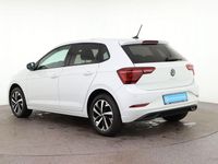 Gebraucht VW Polo Beats 95 PS (69 kW) 2024 Weiß Limousine