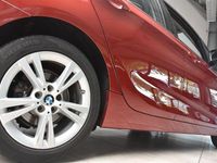 Gebraucht BMW 218 Active Tourer Advantage 140 PS (102 kW) 2019 Rot metallic Van / Kleinbus