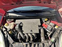 Usata Ford Fiesta 80 CV (58 kW) 2002 Rosso Utilitaria