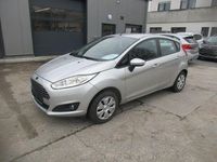 Gebraucht Ford Fiesta Trend 101 PS (74 kW) 2015 Silber Limousine