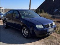Gebraucht VW Bora 101 PS (74 kW) 1999 Blau Limousine