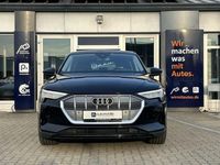 Gebraucht Audi e-tron Basis 230 kW (313 PS) 2021 Brillantschwarz SUV