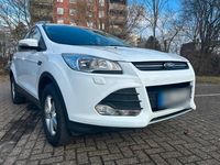 Gebraucht Ford Kuga 120 PS (88 kW) 2015 Weiß SUV