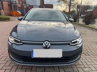 Gebraucht VW Golf VIII Move 150 PS (110 kW) 2024 Grau Limousine