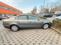 Gebraucht VW Passat 150 PS (110 kW) 2005 Grau Limousine