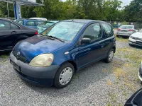 Gebraucht Toyota Yaris Terra 68 PS (50 kW) 2000 Blau Limousine