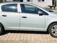 Gebraucht Opel Corsa 90 PS (66 kW) 2009 Grün metallic Kleinwagen