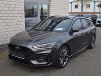 Gebraucht Ford Focus ST-Line X 155 PS (114 kW) 2025 Grau Limousine