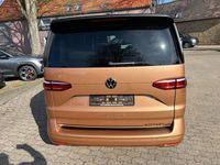 Neu VW Multivan Edition 150 PS (110 kW) 2025 Braun Van